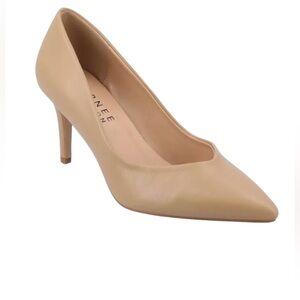 Journee Collection Tan Pointed Toe Heels